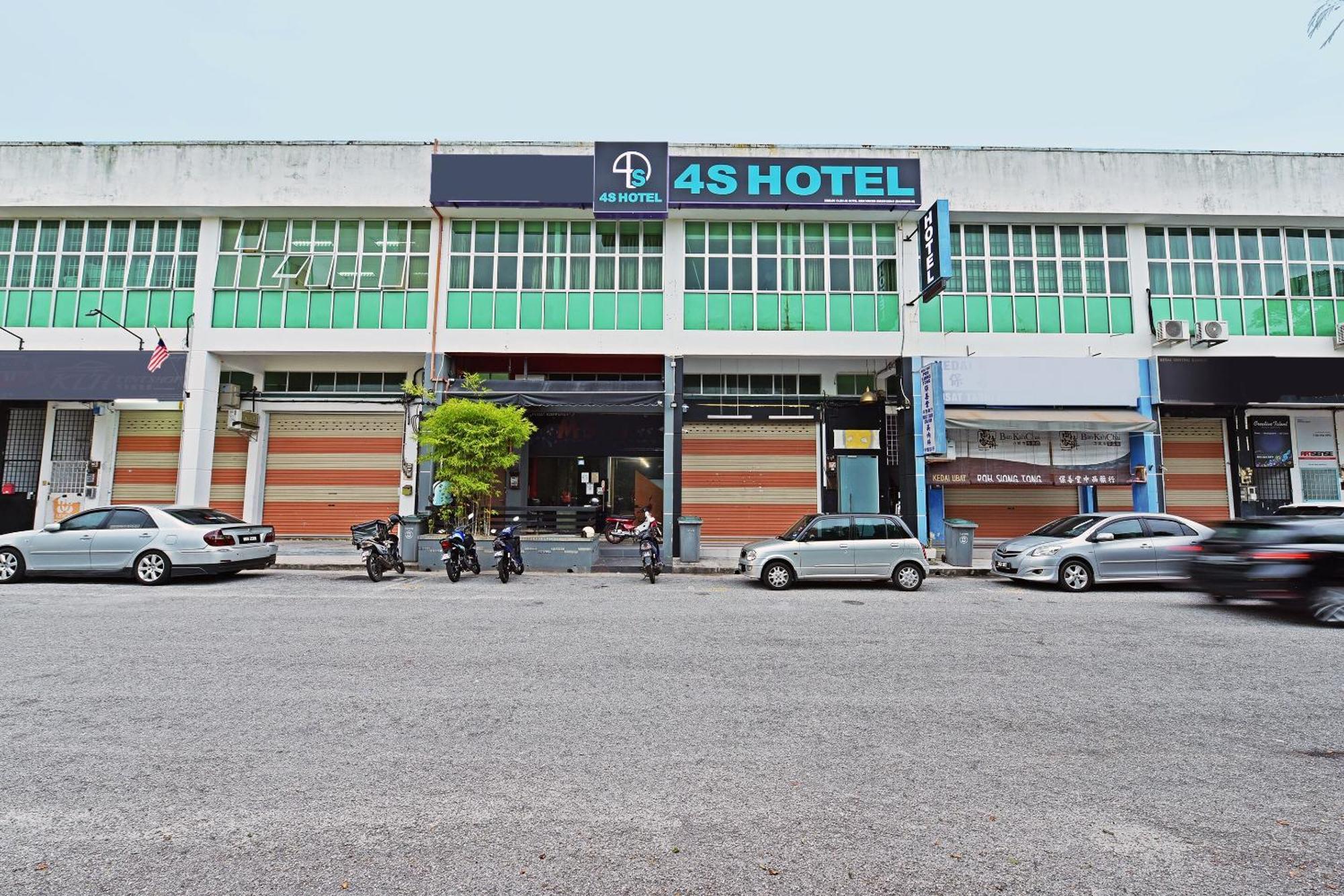 4S Hotel Muar Exteriör bild
